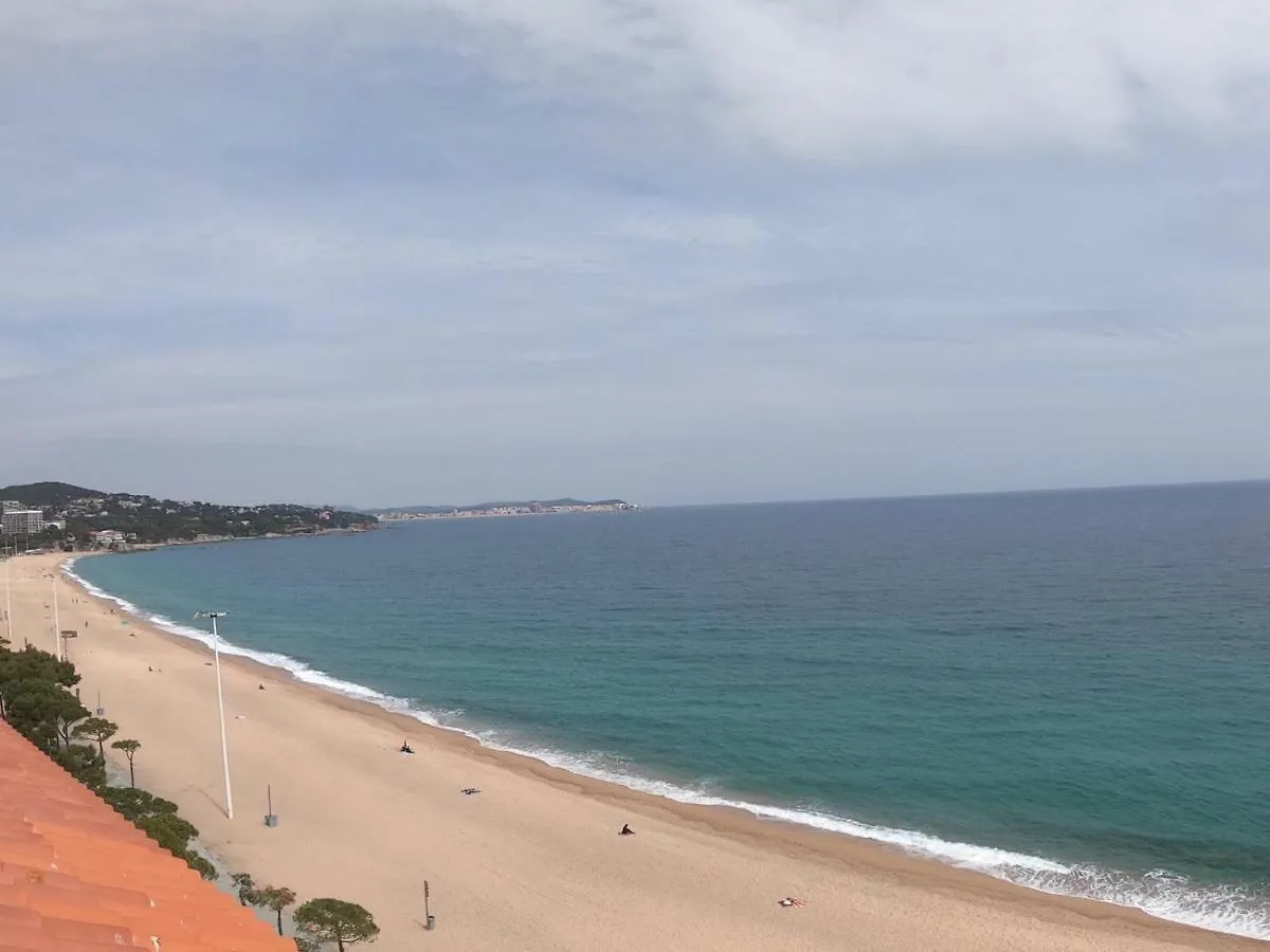 Apartamento A Primera Linea De Mar En Platja D'Aro Apartment